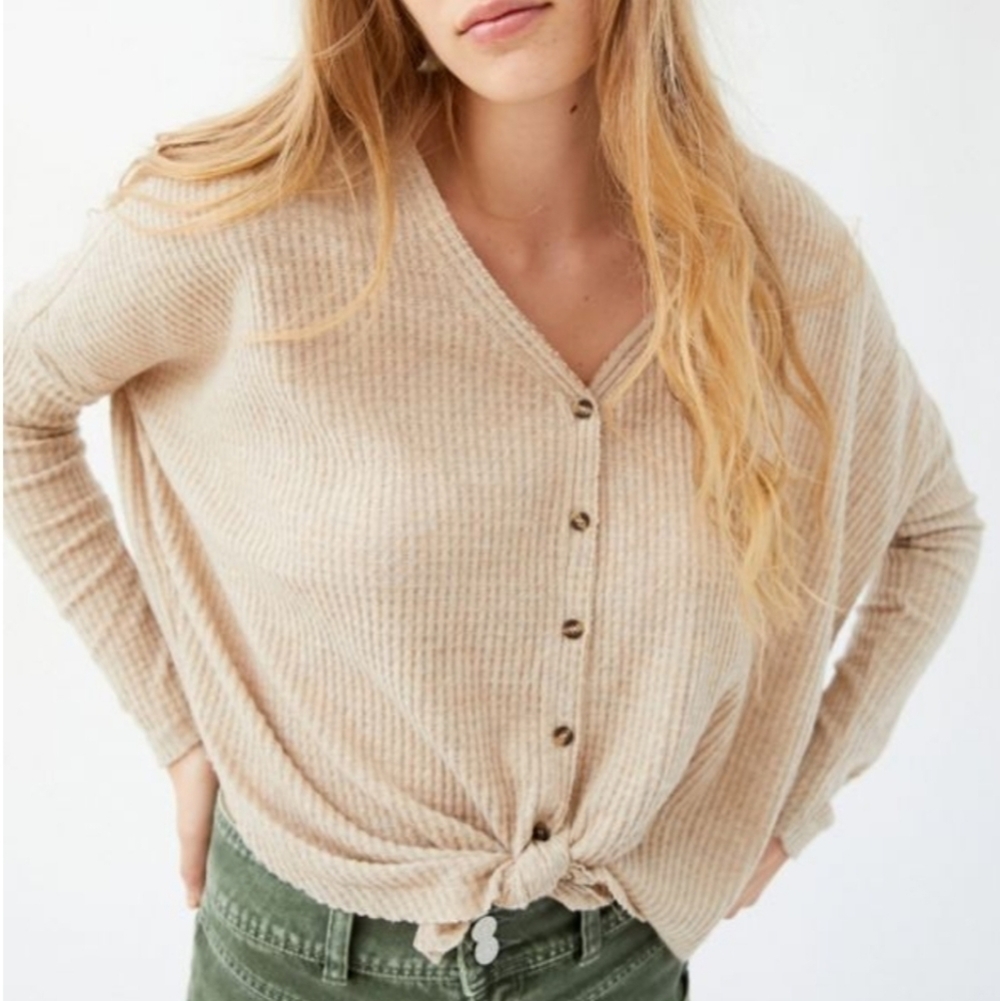 Out From Under JoJo Oversized Waffle Knit Button Front V-Neck Top Medium